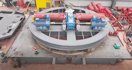 electromagnet crane with slewing trolley